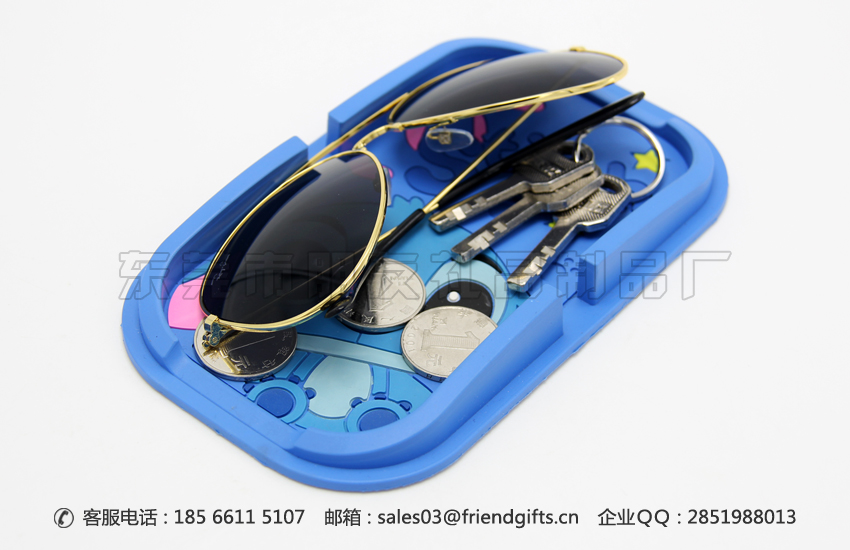 專業(yè)生產(chǎn)公仔造型汽車手機防滑墊、懶人桌面手機座防滑墊廠家