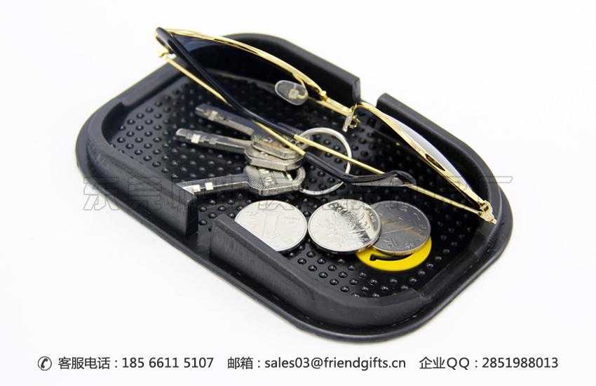 專業(yè)生產(chǎn)汽車防滑墊、車載車用手機(jī)防滑墊定做廠家